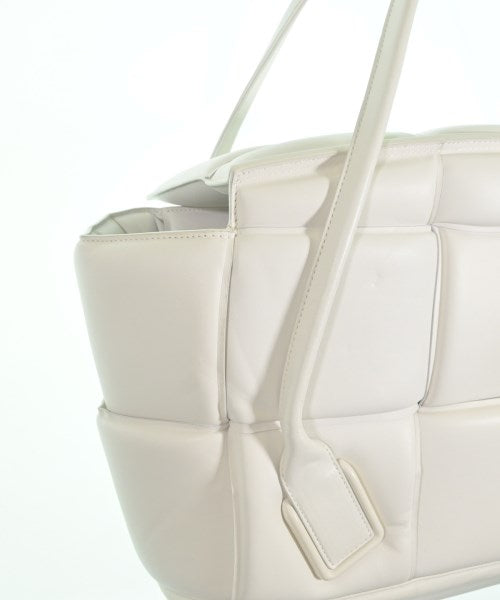 BOTTEGA VENETA กระเป๋าสะพาย