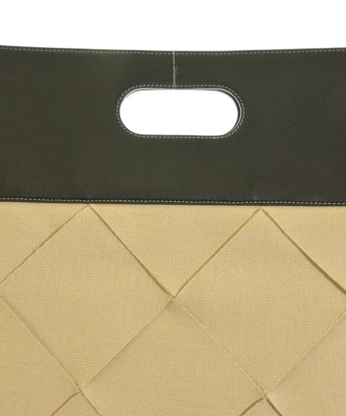 BOTTEGA VENETA กระเป๋าถือขนาดใหญ่