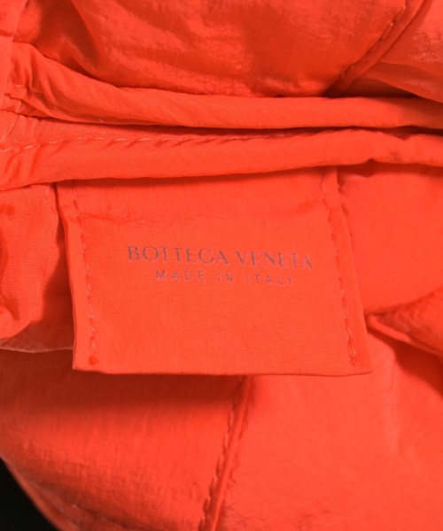 BOTTEGA VENETA คลัตช์