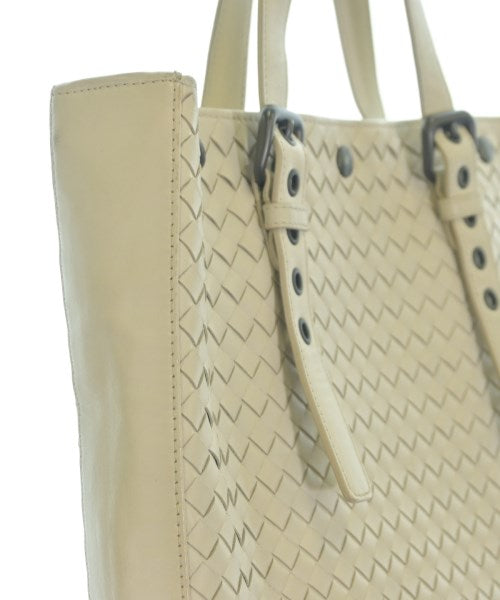 BOTTEGA VENETA กระเป๋าถือขนาดใหญ่