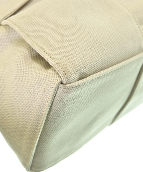 BOTTEGA VENETA กระเป๋าถือขนาดใหญ่