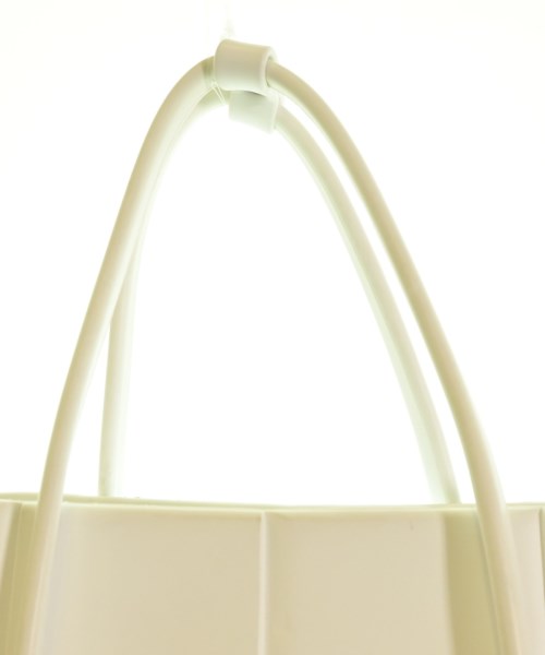 BOTTEGA VENETA กระเป๋าถือขนาดใหญ่