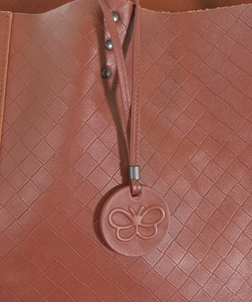 BOTTEGA VENETA กระเป๋าถือขนาดใหญ่