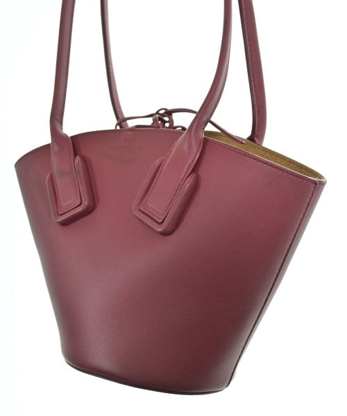 BOTTEGA VENETA กระเป๋าถือขนาดใหญ่