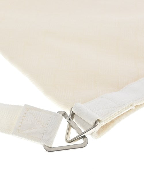 BOTTEGA VENETA คลัตช์