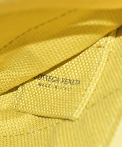 BOTTEGA VENETA คลัตช์