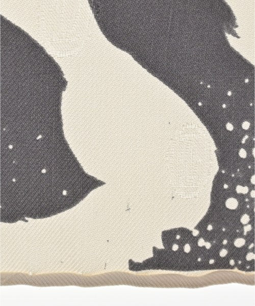 Cartier ผ้าพันคอ