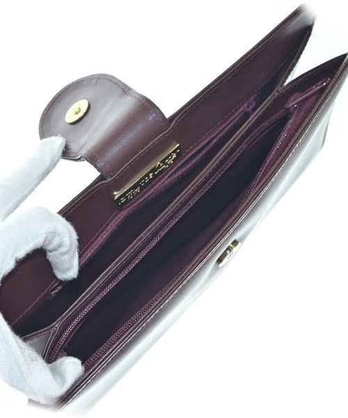 Cartier คลัตช์