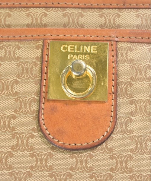 CELINE คลัตช์