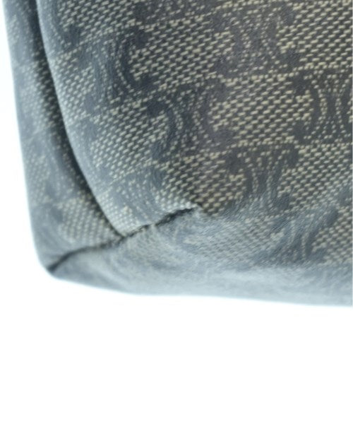 CELINE คลัตช์