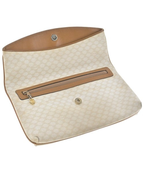 CELINE คลัตช์