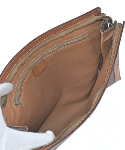 CELINE คลัตช์