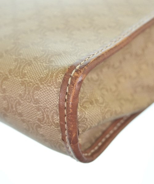 CELINE คลัตช์