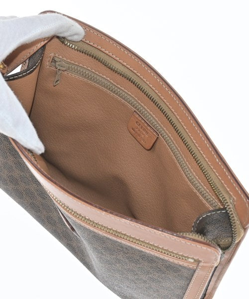 CELINE คลัตช์