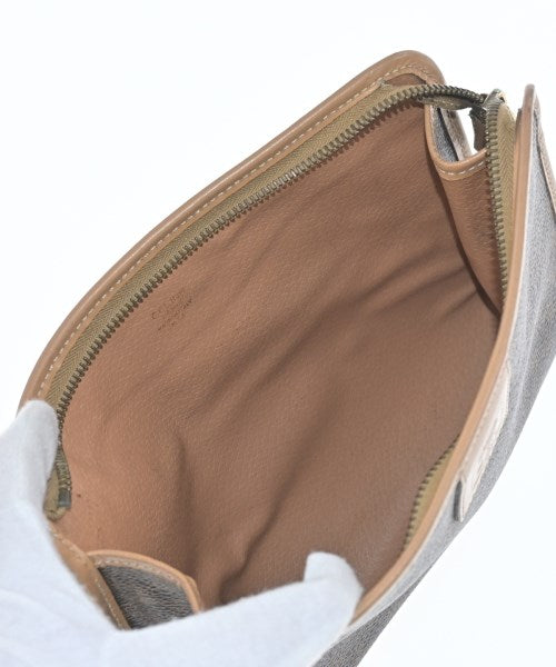 CELINE คลัตช์