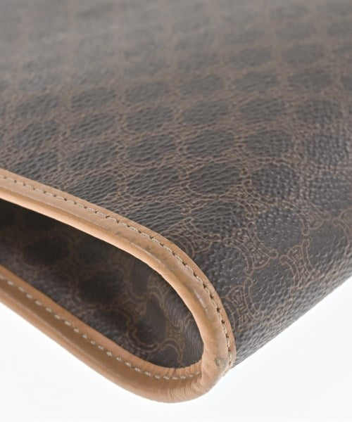 CELINE คลัตช์