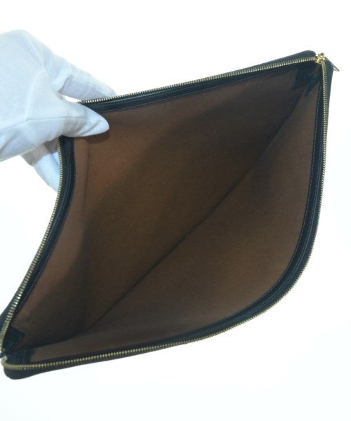 CELINE คลัตช์