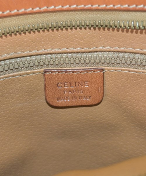 CELINE คลัตช์
