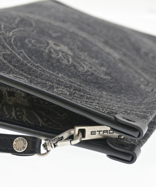 ETRO คลัตช์