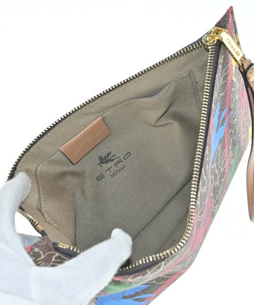 ETRO คลัตช์