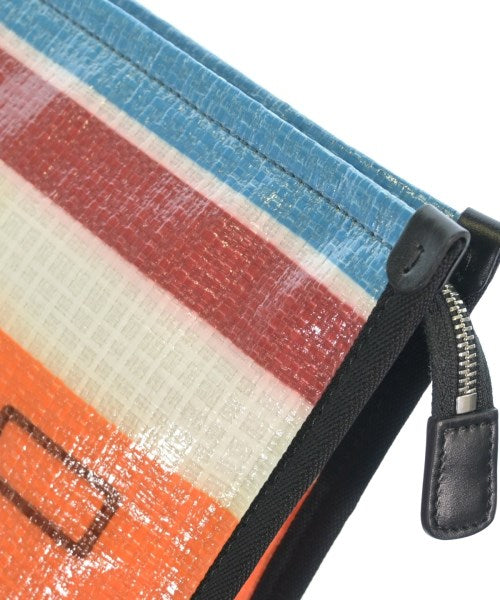 ETRO คลัตช์