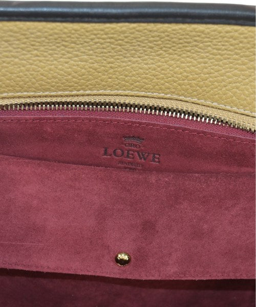LOEWE กระเป๋าใส่อุปกรณ์ขนาดใหญ่