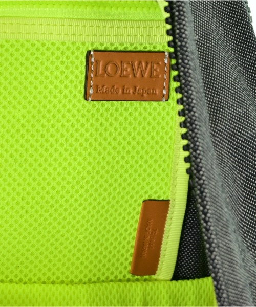 LOEWE เป้สะพายหลัง