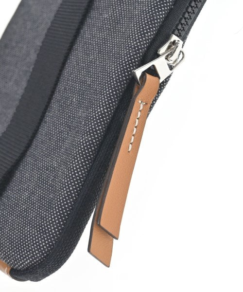 LOEWE กระเป๋า