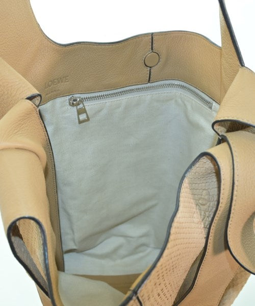 LOEWE กระเป๋าถือขนาดใหญ่