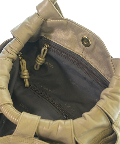 LOEWE กระเป๋าถือ