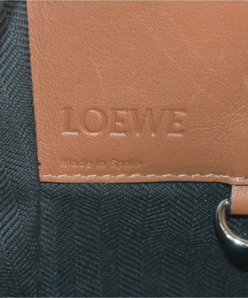 LOEWE กระเป๋าถือ