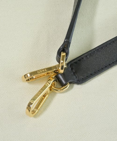 LOEWE กระเป๋าถือ