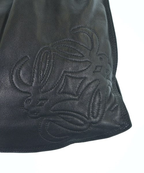 LOEWE กระเป๋าถือ