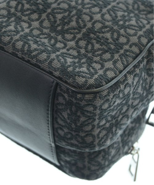 LOEWE กระเป๋าสะพาย