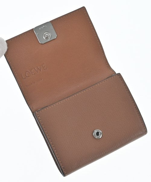 LOEWE กล่องใส่บัตร