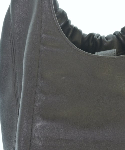 LOEWE กระเป๋าถือ