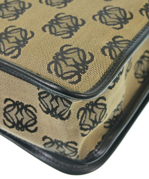 LOEWE กระเป๋าสะพาย