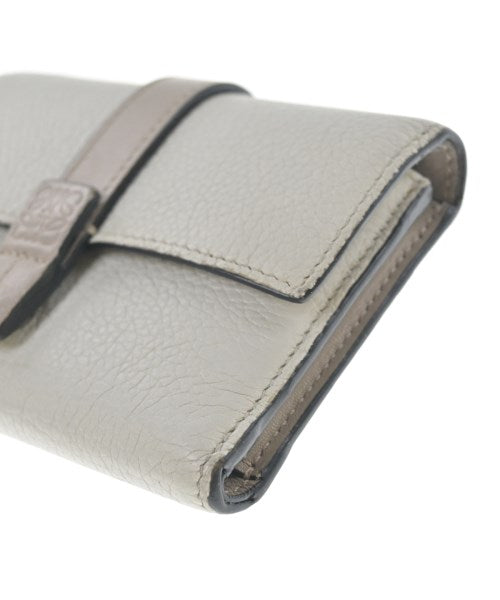 LOEWE กระเป๋าสตางค์/กระเป๋าใส่เหรียญ