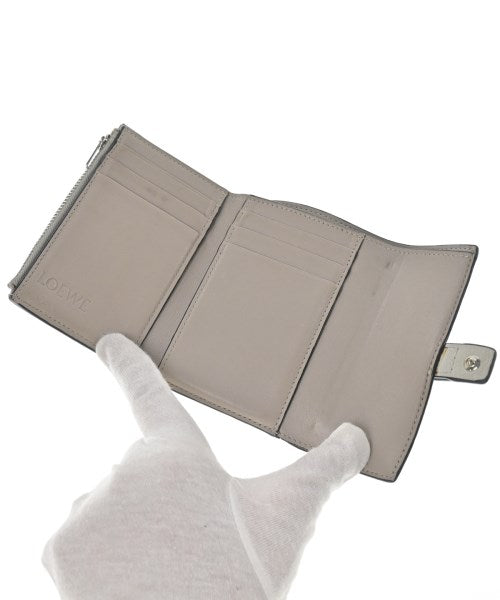 LOEWE กระเป๋าสตางค์/กระเป๋าใส่เหรียญ