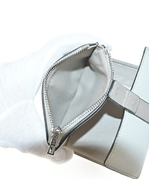 LOEWE กระเป๋าสตางค์/กระเป๋าใส่เหรียญ