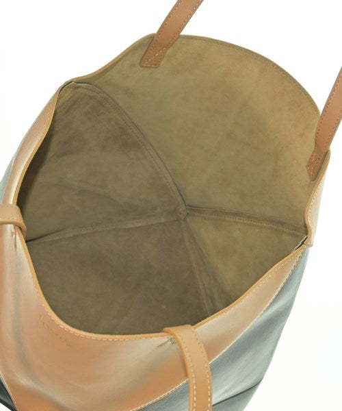 LOEWE กระเป๋าถือขนาดใหญ่