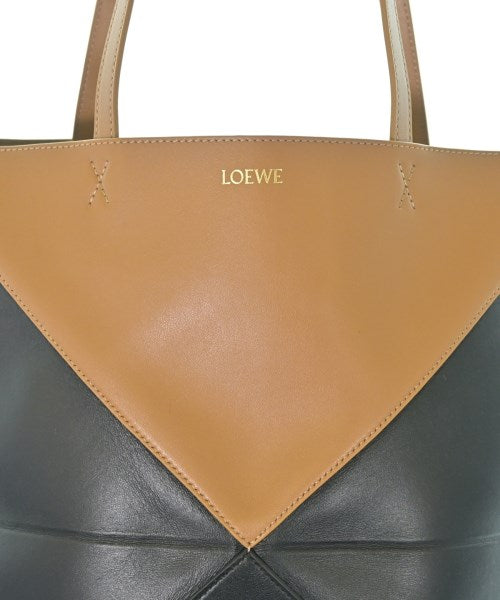 LOEWE กระเป๋าถือขนาดใหญ่