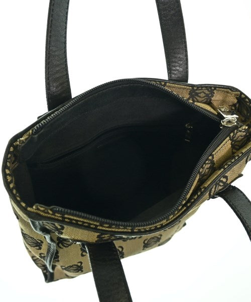 LOEWE กระเป๋าถือ