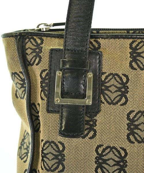 LOEWE กระเป๋าถือ