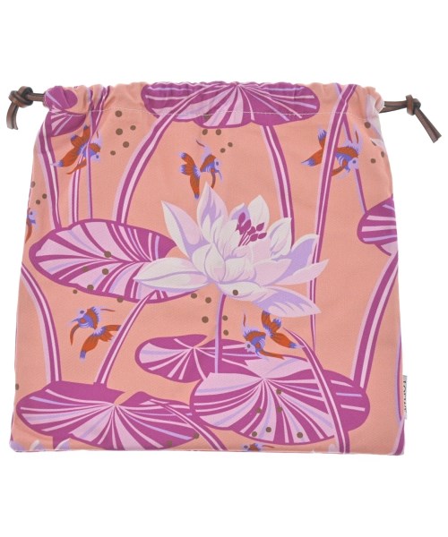 LOEWE กระเป๋า