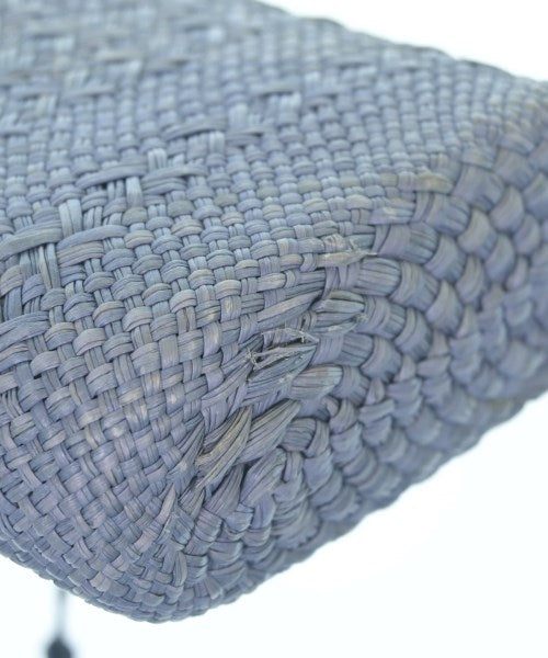 LOEWE กระเป๋าสะพาย