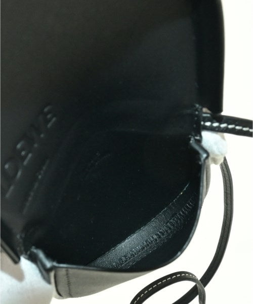 LOEWE กระเป๋า