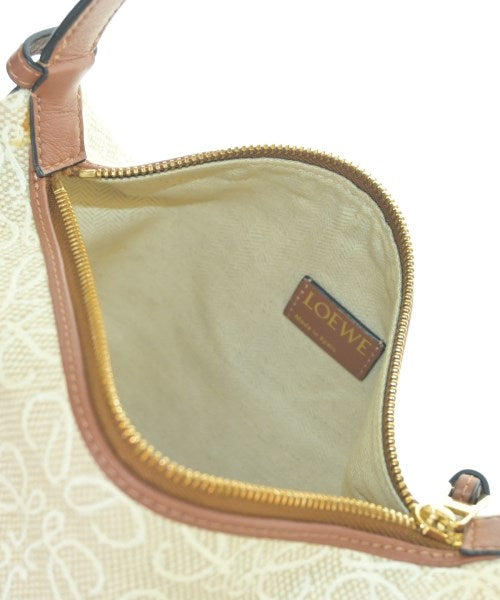 LOEWE กระเป๋าถือ