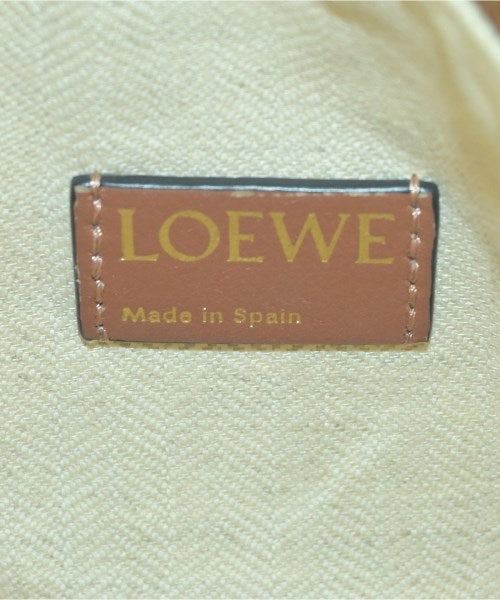 LOEWE กระเป๋าถือ