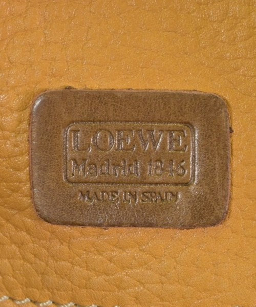 LOEWE กระเป๋าถือ